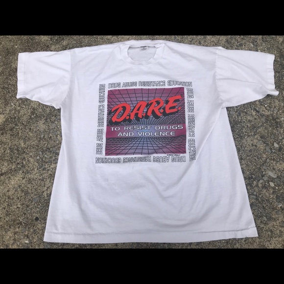 ❌Sold❌Vintage DARE Tee T-Shirt 1996 XL on a Fruity - Picture 6 of 6